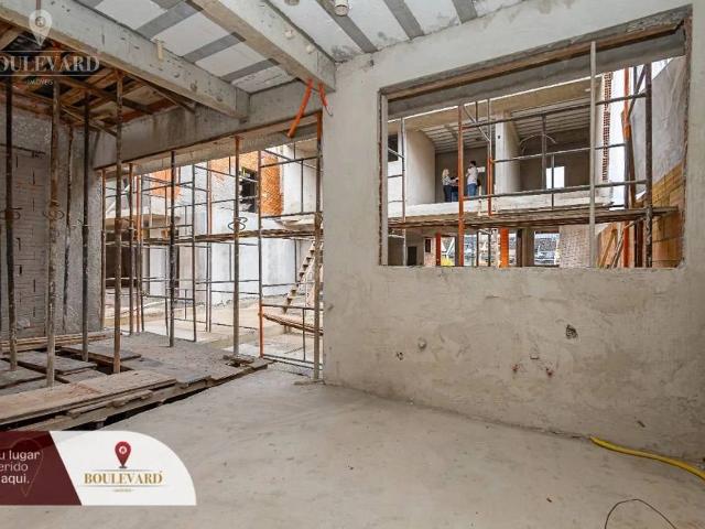 Casa / Sobrado para Venda em Curitiba/PR Campina do Siqueira 3 Quartos