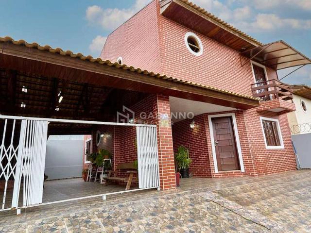 Casa / Sobrado para Venda em Curitiba/PR Campina do Siqueira 3 Quartos