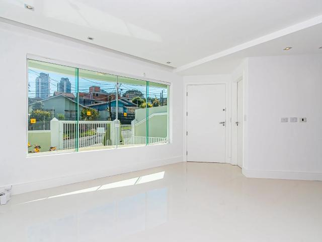 Casa / Sobrado para Venda em Curitiba/PR Campina do Siqueira 4 Quartos