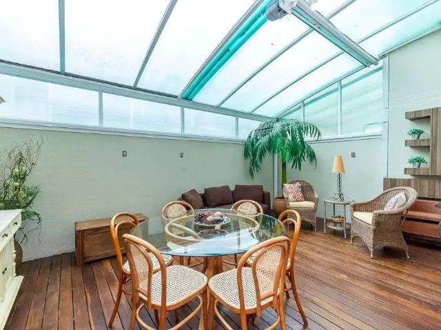 Casa / Sobrado para Venda em Curitiba/PR Campina do Siqueira 4 Quartos