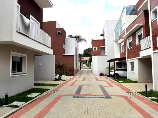 Casa / Sobrado para Venda em Curitiba/PR Campo Comprido 3 Quartos