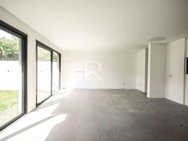 Casa / Sobrado para Venda em Curitiba/PR Campo Comprido 3 Quartos