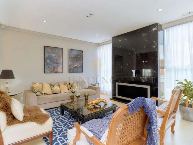 Casa / Sobrado para Venda em Curitiba/PR Campo Comprido 3 Quartos