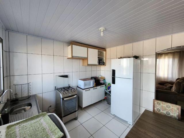 Casa / Sobrado para Venda em Curitiba/PR Campo de Santana 2 Quartos