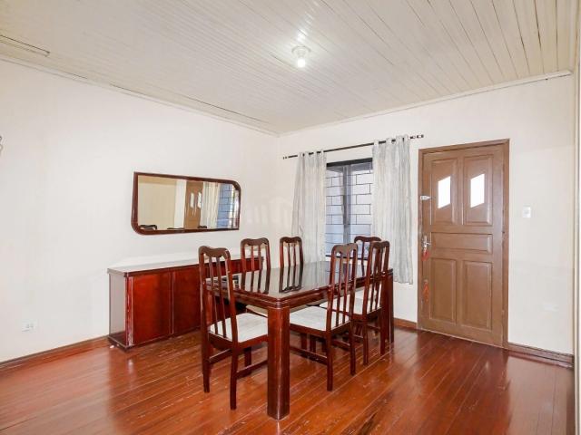 Casa / Sobrado para Venda em Curitiba/PR Capão Raso 3 Quartos