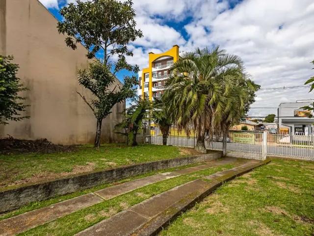 Casa / Sobrado para Venda em Curitiba/PR Capão Raso 3 Quartos