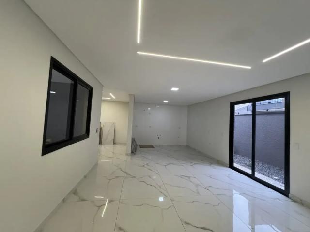 Casa / Sobrado para Venda em Curitiba/PR Capão Raso 3 Quartos