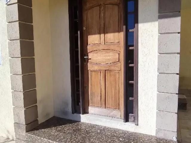 Casa / Sobrado para Venda em Curitiba/PR Capão Raso 3 Quartos