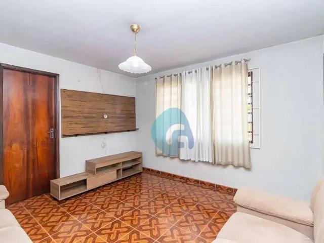 Casa / Sobrado para Venda em Curitiba/PR Capão Raso 2 Quartos