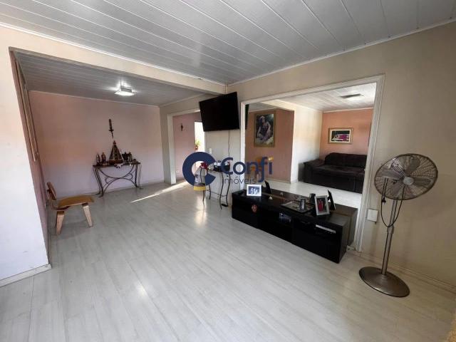 Casa / Sobrado para Venda em Curitiba/PR Capão Raso 4 Quartos