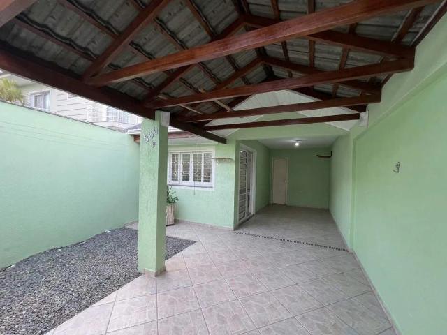 Casa / Sobrado para Venda em Curitiba/PR Capão Raso 4 Quartos