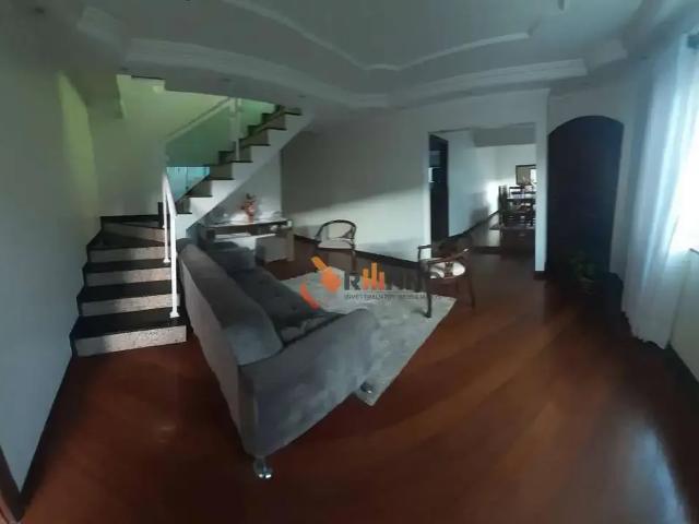 Casa / Sobrado para Venda em Curitiba/PR Capão Raso 5 Quartos