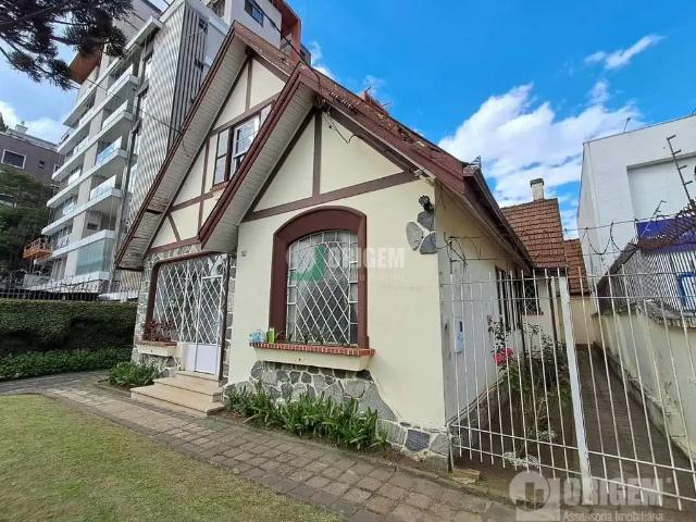Casa / Sobrado para Venda em Curitiba/PR Centro 4 Quartos