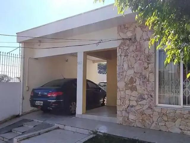 Casa / Sobrado para Venda em Curitiba/PR Centro 4 Quartos