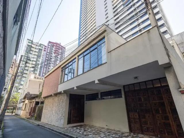 Casa / Sobrado para Venda em Curitiba/PR Centro 4 Quartos