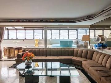 Praça Rui Barbosa, Curitiba - Piscina, Elevador