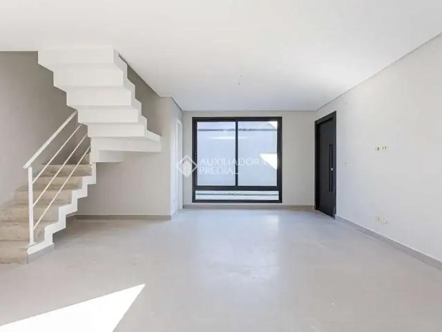 Casa / Sobrado para Venda em Curitiba/PR Centro Cívico 3 Quartos