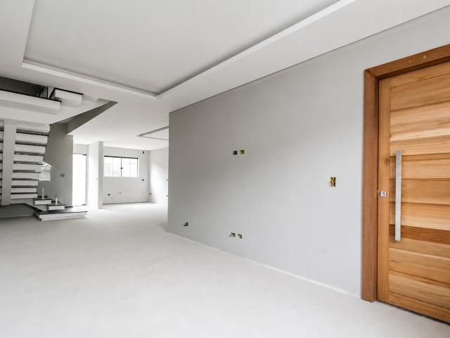 Casa / Sobrado para Venda em Curitiba/PR Cidade Industrial 3 Quartos