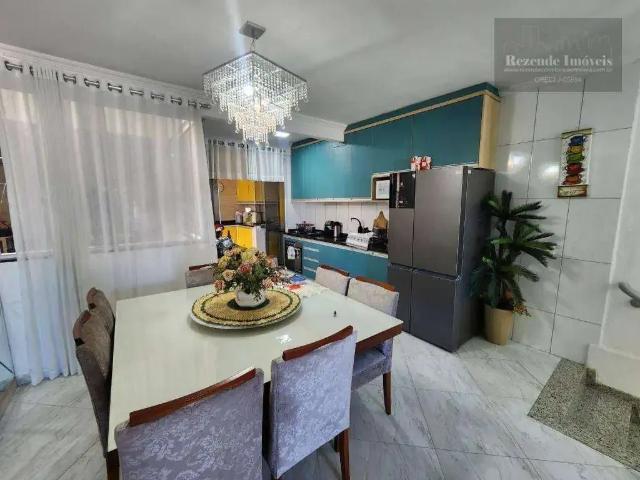 Casa / Sobrado para Venda em Curitiba/PR Cidade Industrial 4 Quartos