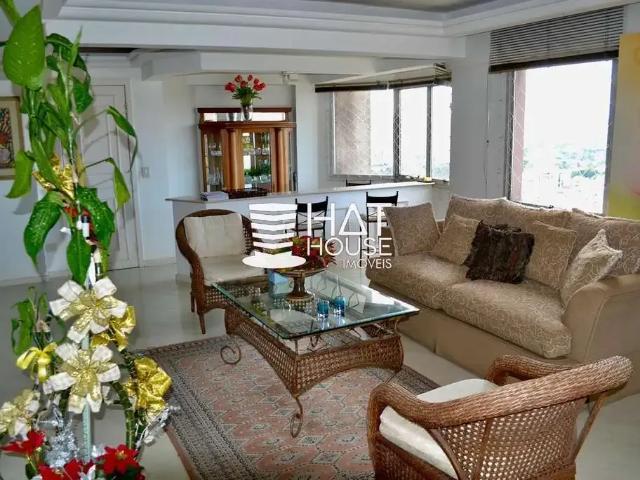 Casa / Sobrado para Venda em Curitiba/PR Cristo Rei 3 Quartos