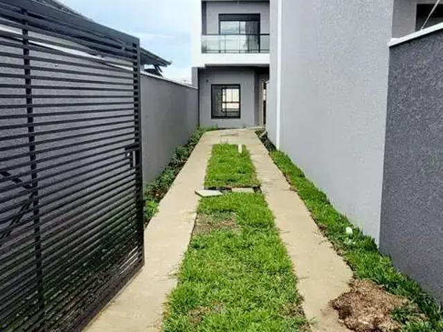 Casa / Sobrado para Venda em Curitiba/PR Fanny 2 Quartos