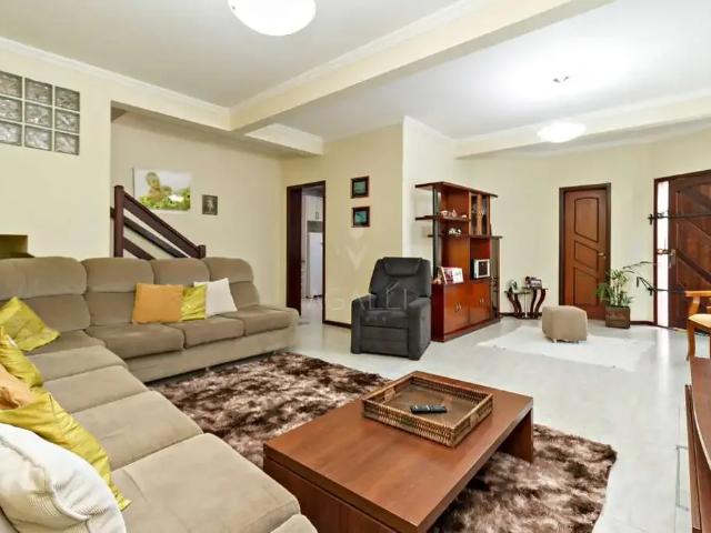 Casa / Sobrado para Venda em Curitiba/PR Fanny 3 Quartos