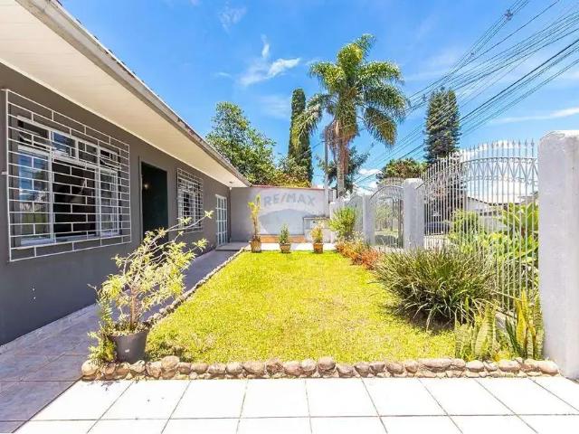 Casa / Sobrado para Venda em Curitiba/PR Fanny 3 Quartos