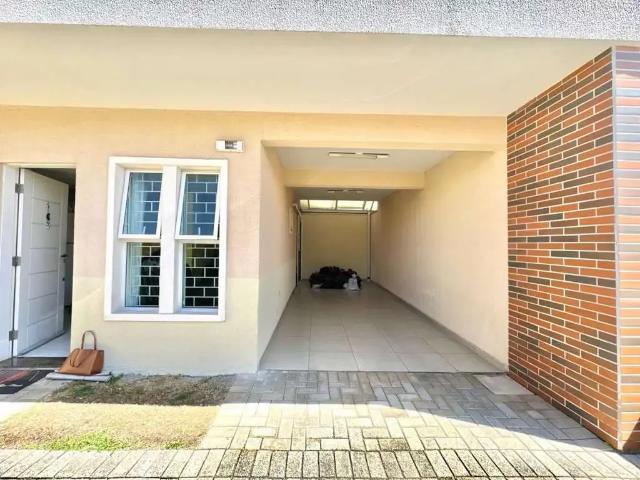 Casa / Sobrado para Venda em Curitiba/PR Fanny 3 Quartos
