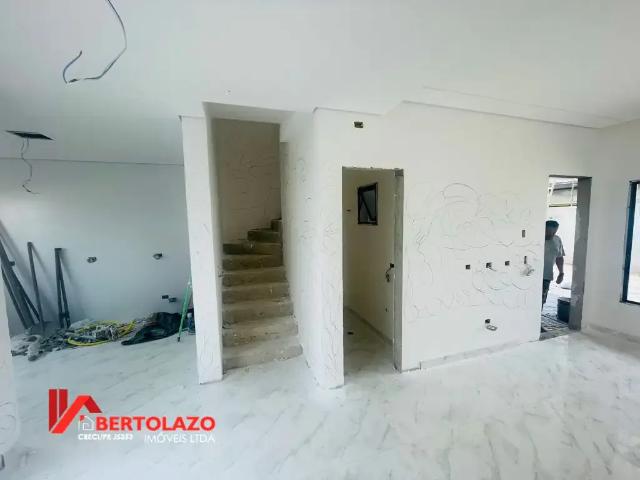 Casa / Sobrado para Venda em Curitiba/PR Fanny 3 Quartos
