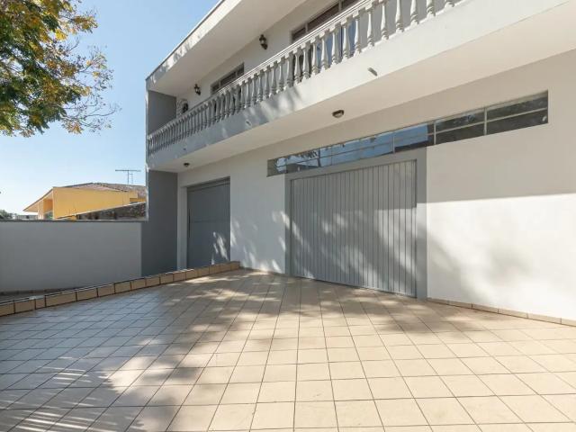 Casa / Sobrado para Venda em Curitiba/PR Fanny 4 Quartos
