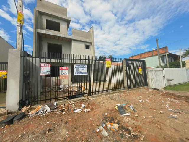 Casa / Sobrado para Venda em Curitiba/PR Fazendinha 3 Quartos