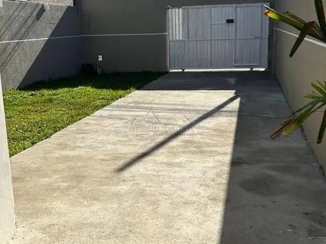 Casa / Sobrado para Venda em Curitiba/PR Fazendinha 2 Quartos