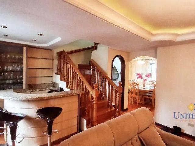 Casa / Sobrado para Venda em Curitiba/PR Fazendinha 4 Quartos