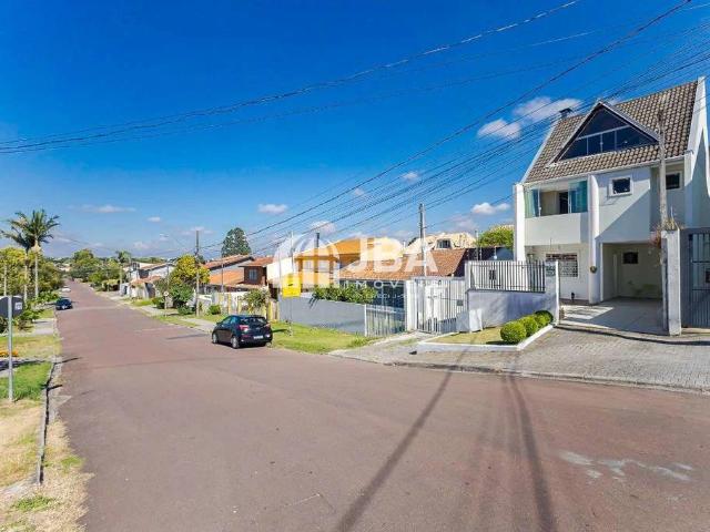 Casa / Sobrado para Venda em Curitiba/PR Guabirotuba 3 Quartos