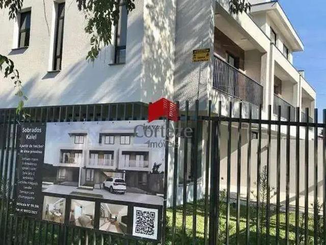 Casa / Sobrado para Venda em Curitiba/PR Guabirotuba 3 Quartos