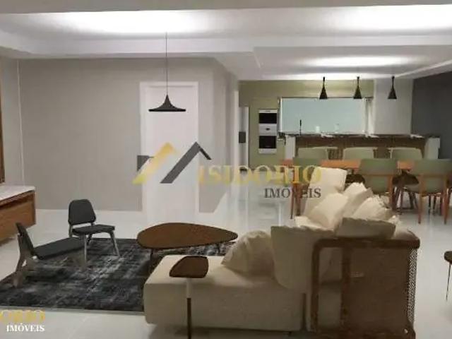 Casa / Sobrado para Venda em Curitiba/PR Guabirotuba 3 Quartos