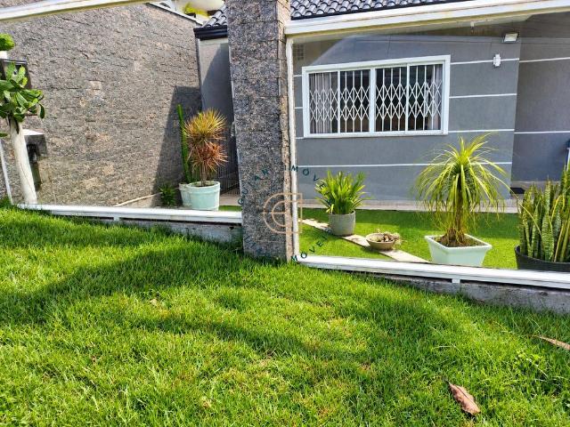 Casa / Sobrado para Venda em Curitiba/PR Guabirotuba 3 Quartos