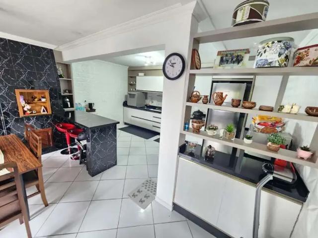 Casa / Sobrado para Venda em Curitiba/PR Guabirotuba 3 Quartos