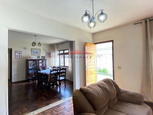 Casa / Sobrado para Venda em Curitiba/PR Guabirotuba 4 Quartos