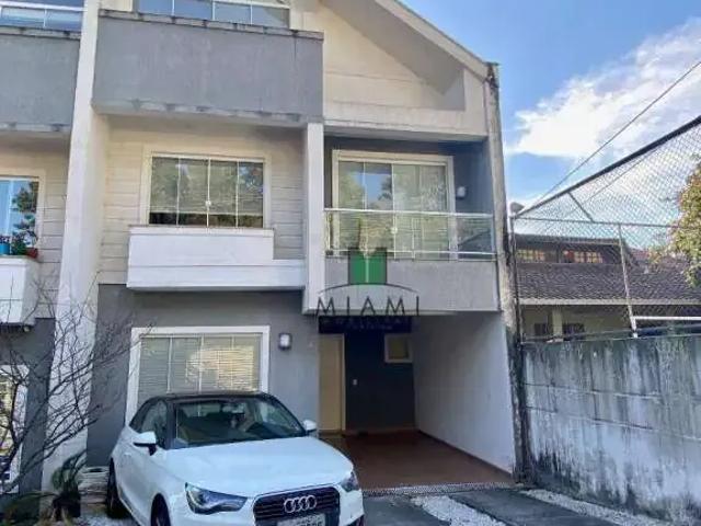 Casa / Sobrado para Venda em Curitiba/PR Guabirotuba 4 Quartos