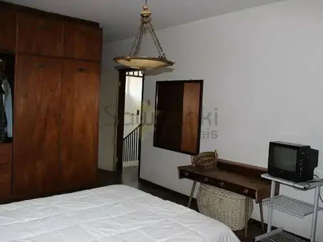 Casa / Sobrado para Venda em Curitiba/PR Guabirotuba 4 Quartos