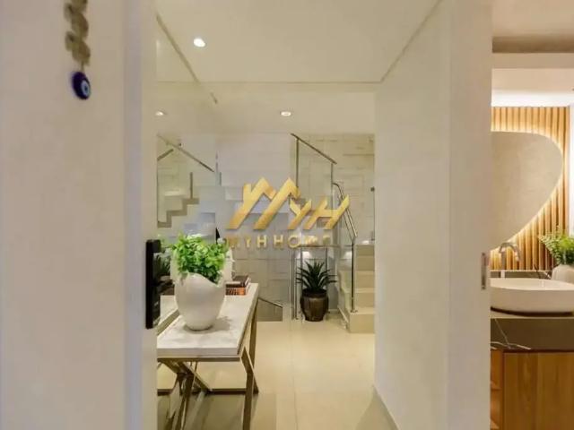 Casa / Sobrado para Venda em Curitiba/PR Guabirotuba 4 Quartos
