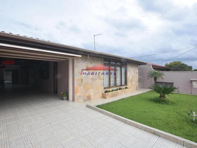 Casa / Sobrado para Venda em Curitiba/PR Guabirotuba 4 Quartos