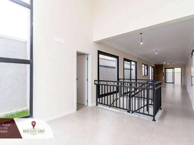 Casa / Sobrado para Venda em Curitiba/PR Guabirotuba 4 Quartos