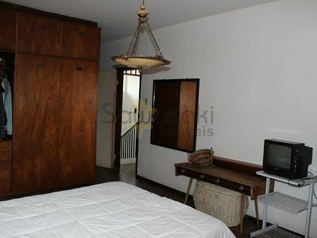 Casa / Sobrado para Venda em Curitiba/PR Guabirotuba 4 Quartos