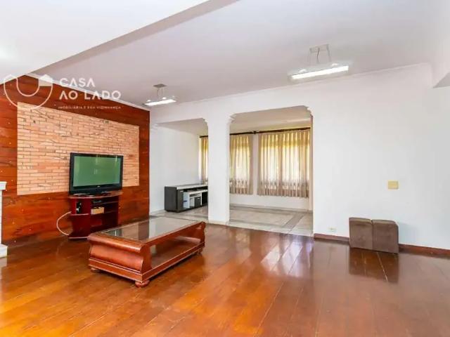 Casa / Sobrado para Venda em Curitiba/PR Guabirotuba 5 Quartos