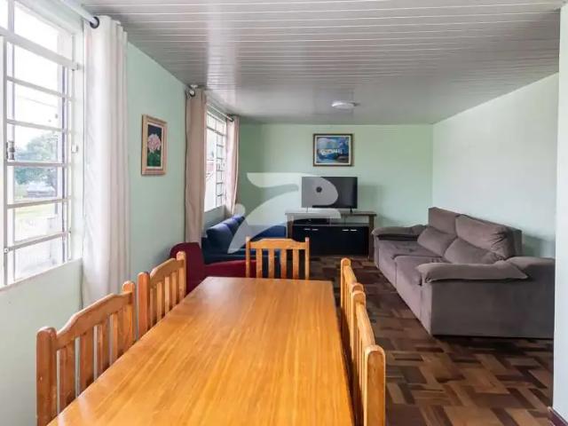 Casa / Sobrado para Venda em Curitiba/PR Guabirotuba