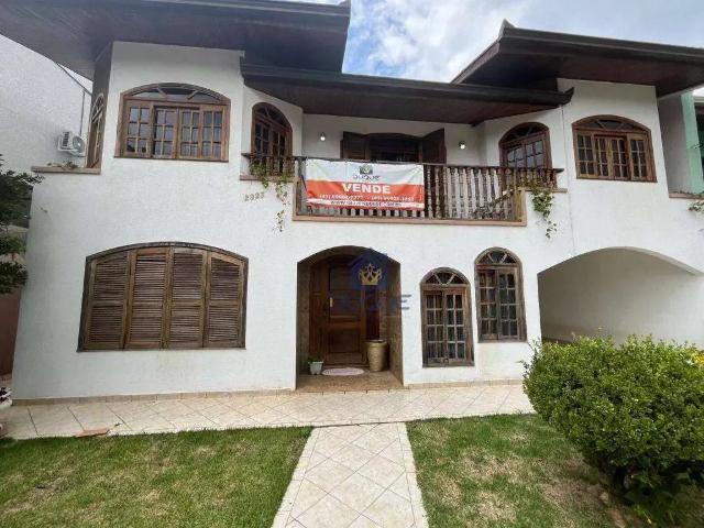 Casa / Sobrado para Venda em Curitiba/PR Guaíra 4 Quartos