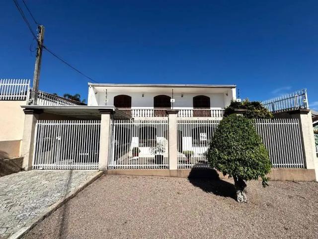 Casa / Sobrado para Venda em Curitiba/PR Guaíra 4 Quartos