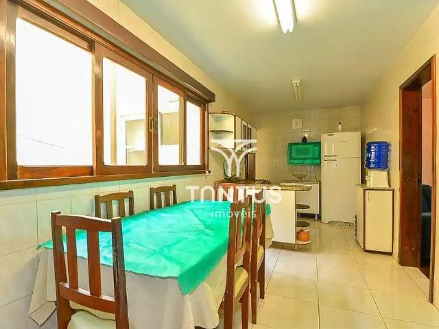 Casa / Sobrado para Venda em Curitiba/PR Guaíra 6 Quartos